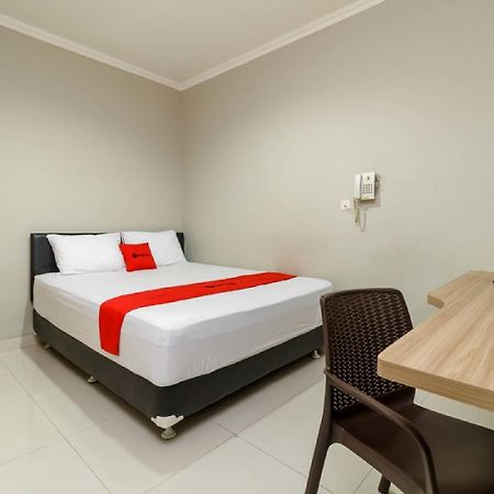 Hotel RedDoorz @ Mangga Besar 2 Jakarta Exterior foto